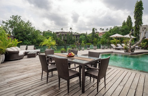 Padonan Villa | Villa Oshra by Fantasia Villas