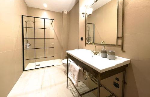 Caviedes Villa | Villa Oyambrina