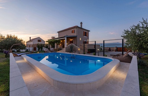 Benkovac Villa | Villa Pan ZadarVillas