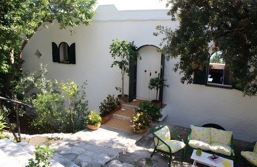 Marina di Marittima Villa | Villa 'Panoramica A Castro' with Sea View, Wi-Fi and Air Conditioning