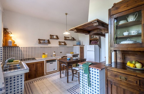 SantʼAngelo in Vado Villa | Villa Paola 10 by Marche Holiday Villas
