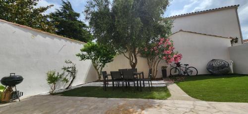Narbonne Villa | Villa Papillons Narbonne Centre