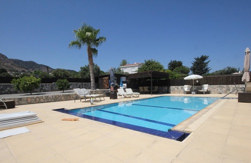 Karsiyaka Villa | Villa Paradise with stunning mountain views and near the beach