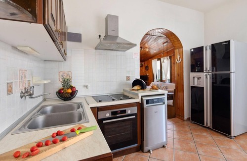 Roda Villa | Villa Paradiso in Agnos