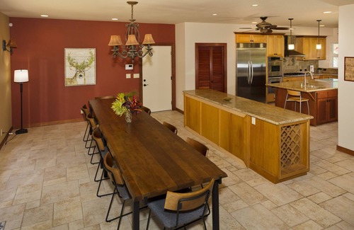 Keaau Villa | Villa Paraiso - Huge Pool with Hot Tub, for up to 12 people