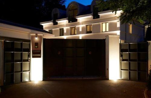 Meggen Villa | Villa Park