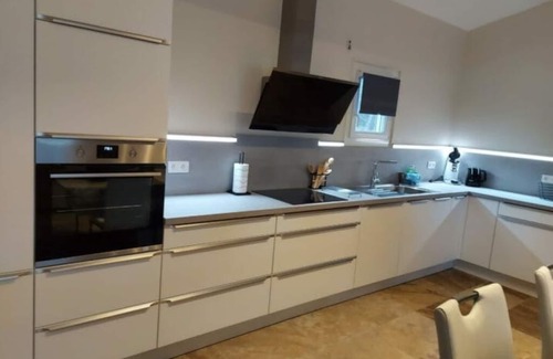 La Liviniere Villa | VILLA PARROQUETS