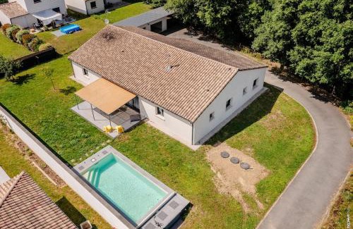 Saint-Sulpice Villa | Villa Pastel - Piscine - Jardin