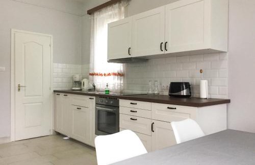 Siofok House | Villa Patricia