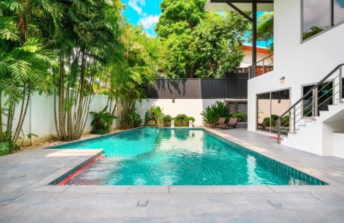 Ban Saiyuan Villa | Villa Pattara Rawai