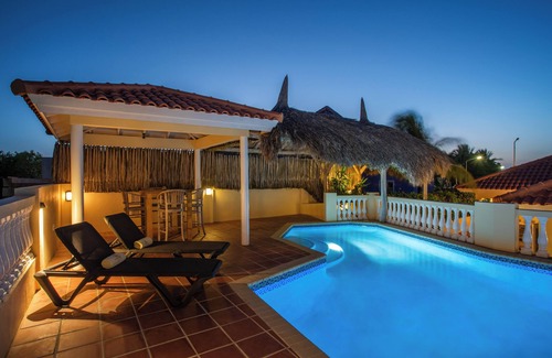 Grote Berg Villa | Villa Paulina Luxe Vakantievilla Huren op Curacao