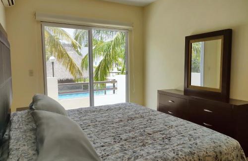 Granjas del Marques House | Villa Perfecta Zona Diamante