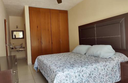 Granjas del Marques House | Villa Perfecta Zona Diamante