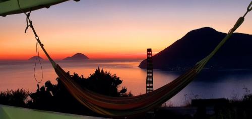 Quattropani Villa | Villa Petrara