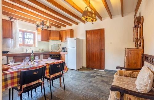 Pomos Villa | Villa Petroktisto - Three Bedroom Villa, Sleeps 7