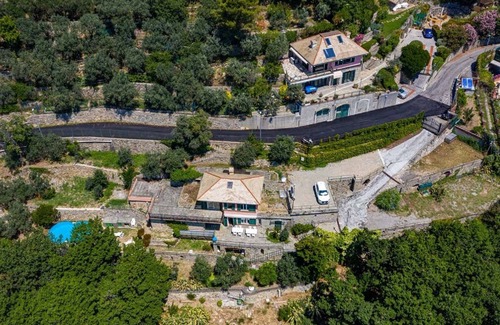 Recco Villa | Villa Pia in Recco with 12 beds and swimming pool