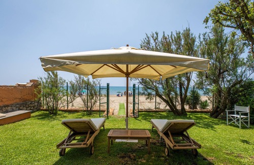 Latina Lido House | Villa Piccola Duna facing the sea exclusive direct access to the 50m beach