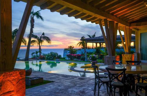 Buzzards Villa | Villa Piedra Blanca by Cabo Villas