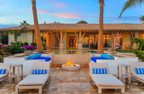 Buzzards Villa | Villa Piedra Blanca by Cabo Villas