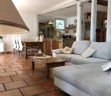 Gresy-sur-Aix House | Villa piscine entre lac et montagne