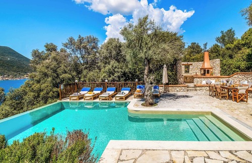 Sivota Villa | Villa Pisti - Three Bedroom Villa, Sleeps 6