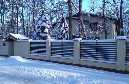 Podkowa Lesna Bed & Breakfast | Villa Podkowa