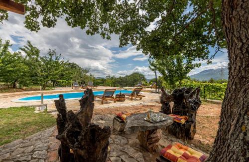 Klis Villa | Villa Podrugovi Dvori with pool