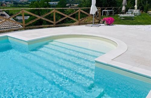 Rivoli Veronese Apartment | Villa Poggio Ulivo Pool-Apartments