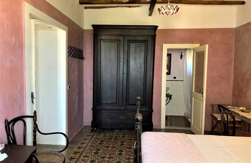 Malfa House | Villa Pomelia, Aeolian house in Malfa center
