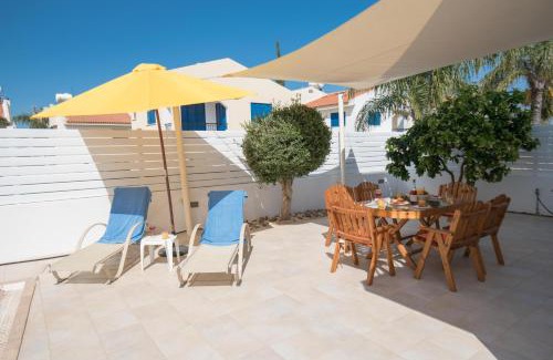 Pernera Villa | Villa Pomelo