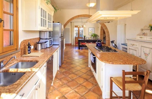 Lari Villa | VILLA Pool, tennis court, BBQ, close to Pisa+Firenze+beach.