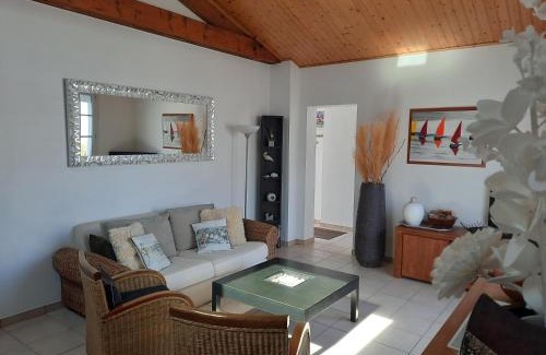 Saint-Gilles-Croix-de-Vie House | VILLA PRIVEE A 300M DE LA PLAGE