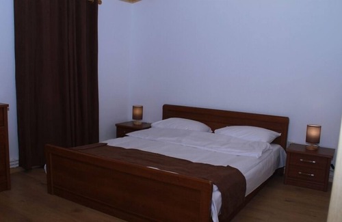 Jrvezh Villa | Villa Quattro - Villa with Open Pool and Eco Garden