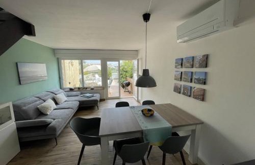 Bizanos Apartment | Villa rénovée à 50 m de la plage avec clim et wifi - FR-1-723-162