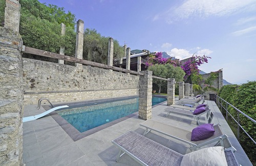 Gargnano Villa | Villa Rachele