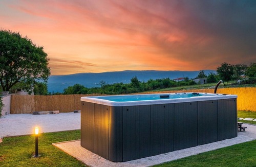 Hrboki Villa | Villa Radola - Relaxia with jacuzzi