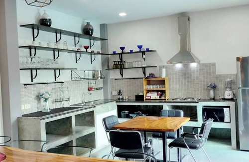 Chiang Mai Villa | Villa Rajapruek Entire 3 villas 7 bedrooms near airport