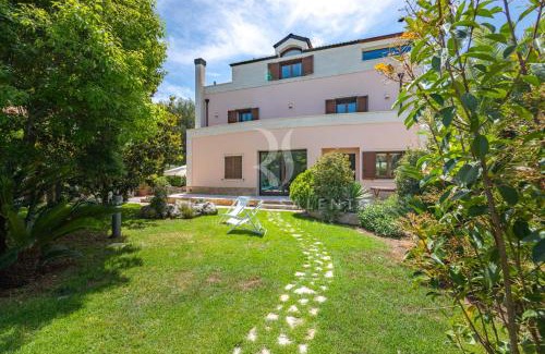 Lecce Villa | Villa Rapolla by RivedelSalento