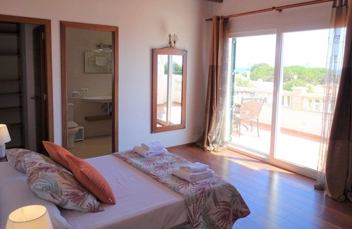 Binisafua Villa | Villa Rasen near the Beach with Pool, Terrace & Wi-Fi