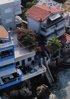 Arcoudi House | Villa Rena In Front of the Sea