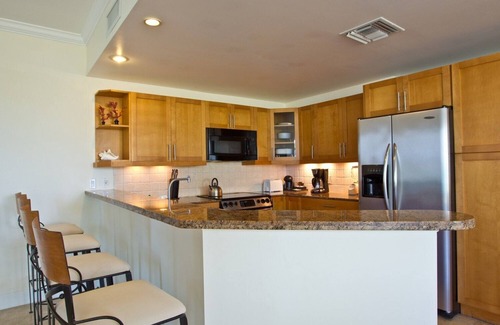 Grace Bay Condo | Villa Renaissance 201: 2nd Floor, 3 Bedrooms, 3 Bathrooms, Ocean Front Villa
