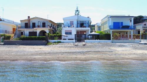 Casteldaccia Apartment | Villa Rita: seaside flats