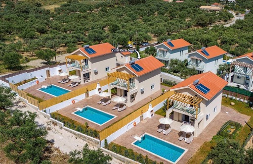 Khartata Villa | Villa Riza Sun by Villa Plus