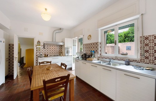 Arenzano Villa | Villa 'Roberta' with Private Pool and Sea View