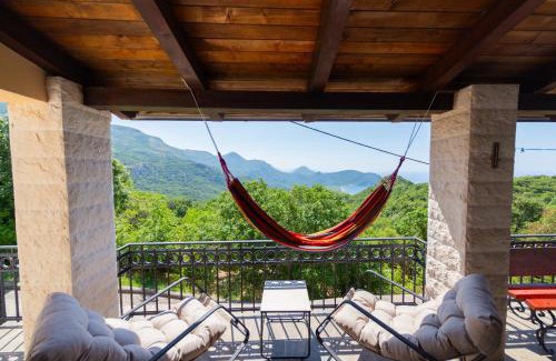 Petrovac Villa | Villa Robinson