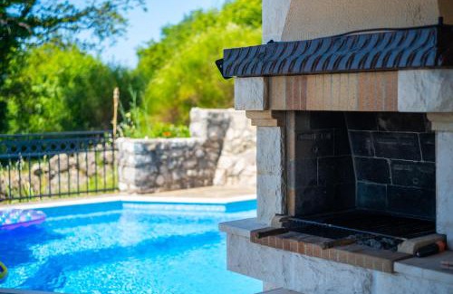 Petrovac Villa | Villa Robinson