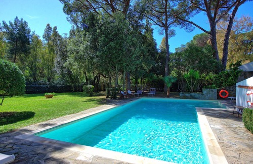 Roccamare Villa | Villa Rocca Mare - Villa with pool by the sea