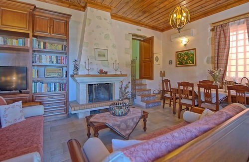 Kastellos Villa | Villa Rodanthi, seaview villa with private pool in Crete