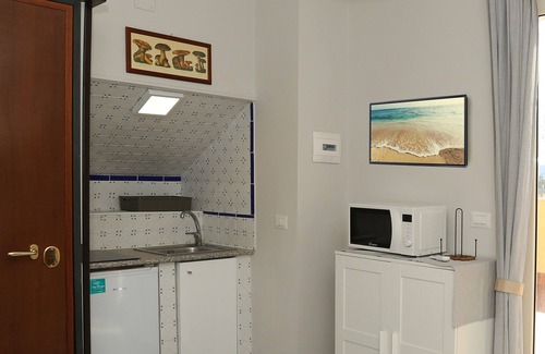 Bagnoli Apartment | VILLA ROSA - Apartment n. 5 "MYRTLE" (2 beds):