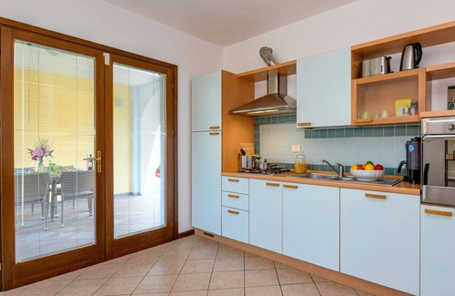 Pieve Vecchia House | Villa Rosa, cozy house with shared pool